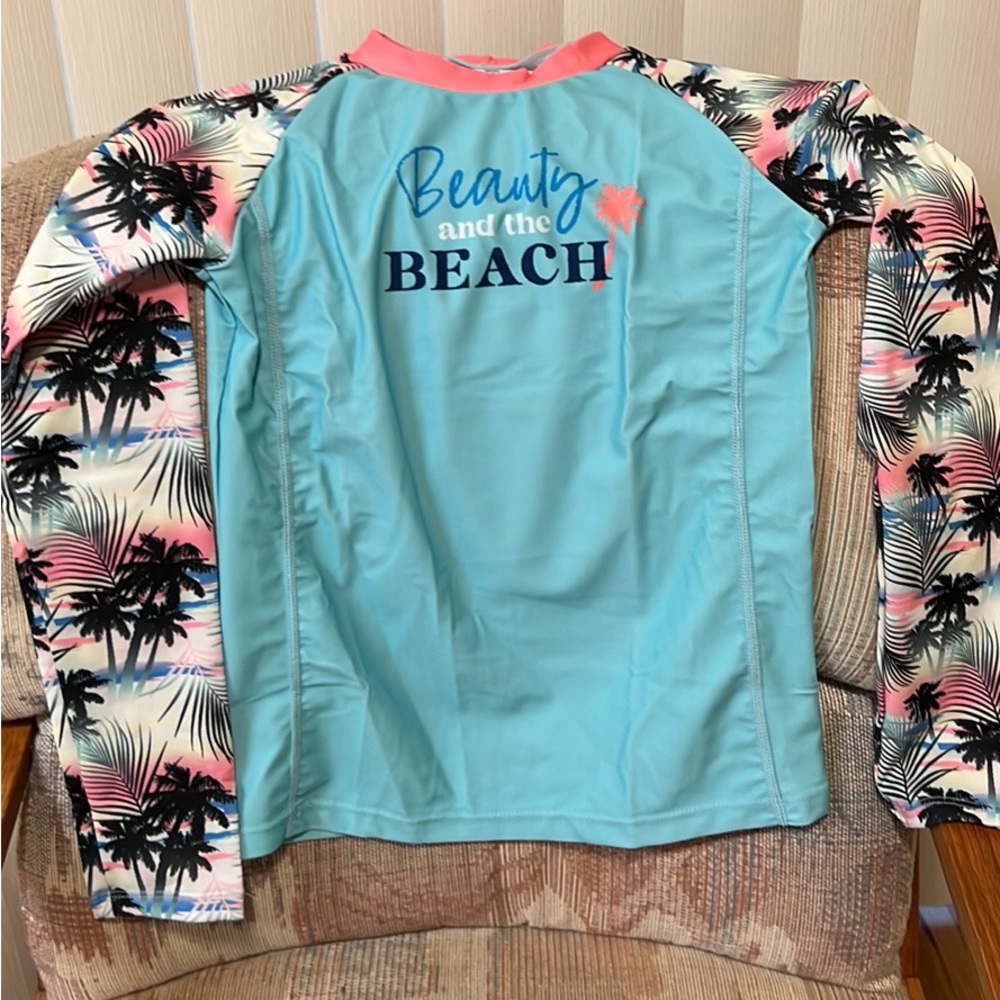Rash Guard Swim Top ⭐️New⭐️